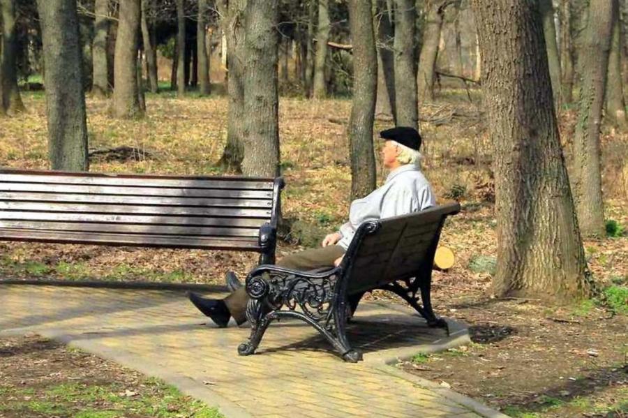 Базовую пенсию латвийцам придется ждать очень долго