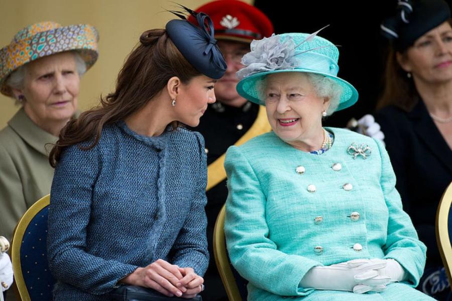 Королевский эксперт рассказал, почему для Елизаветы II Кейт Миддлтон «особенная»