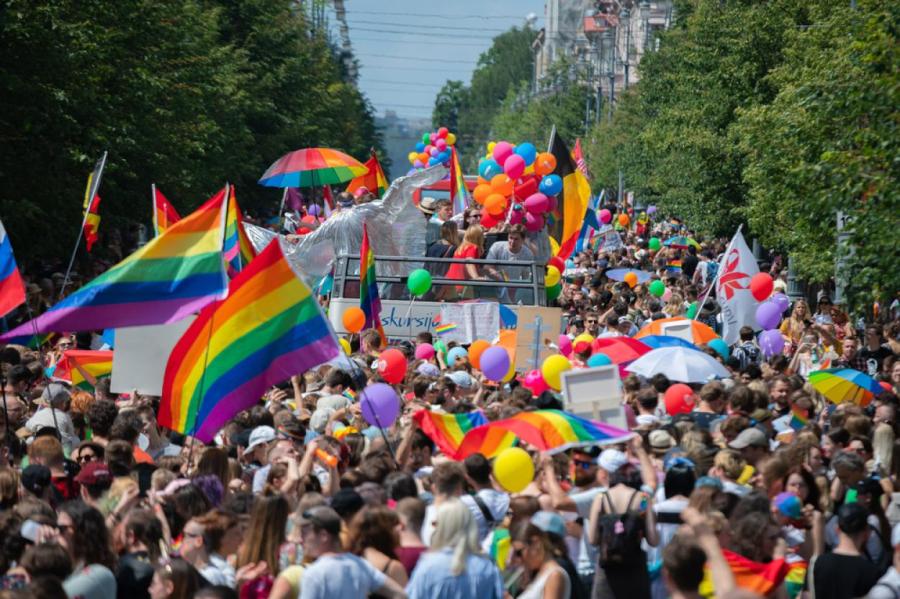 Участники прайда в Вильнюсе поддержат украинских геев