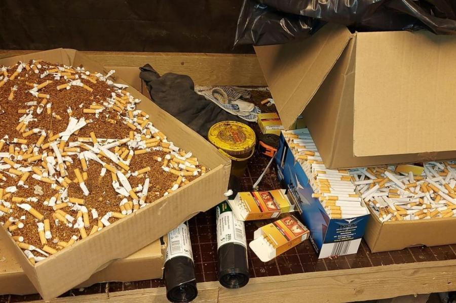 Сигареты из подполья: в Латвии набирает обороты нелегальный табачный бизнес