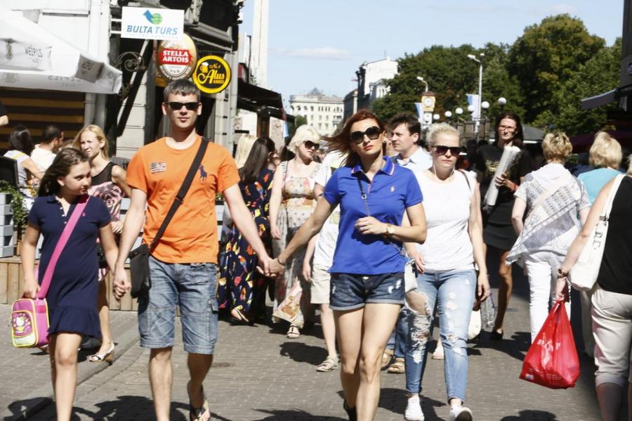 Ситуация в Латвии плохая, но не катастрофическая - демограф