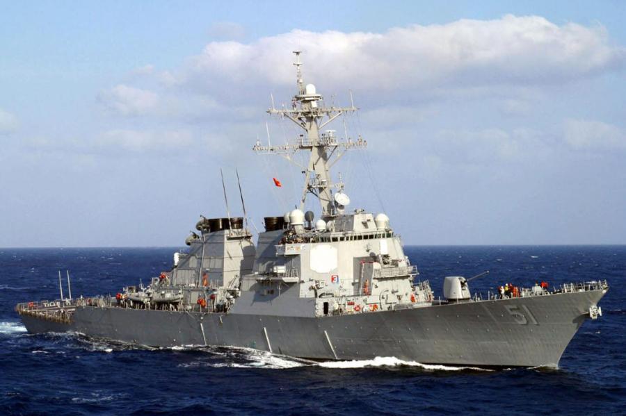 В Ригу прибыл эсминец ВМС США «USS Arleigh Burke»