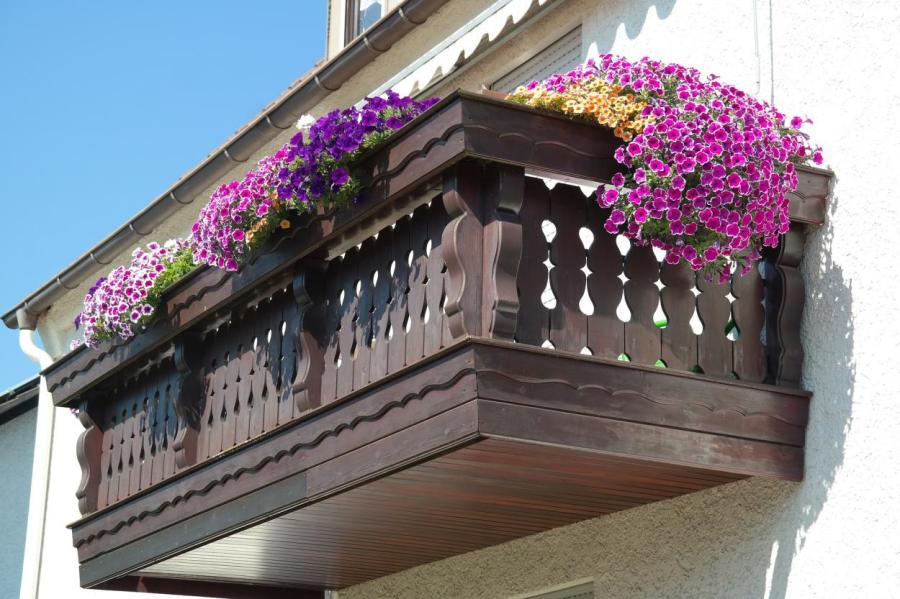 8 гениальных лайфхаков, которые помогут избавиться от хлама на балконе