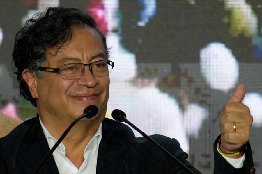 Бывший партизан Петро стал президентом Колумбии