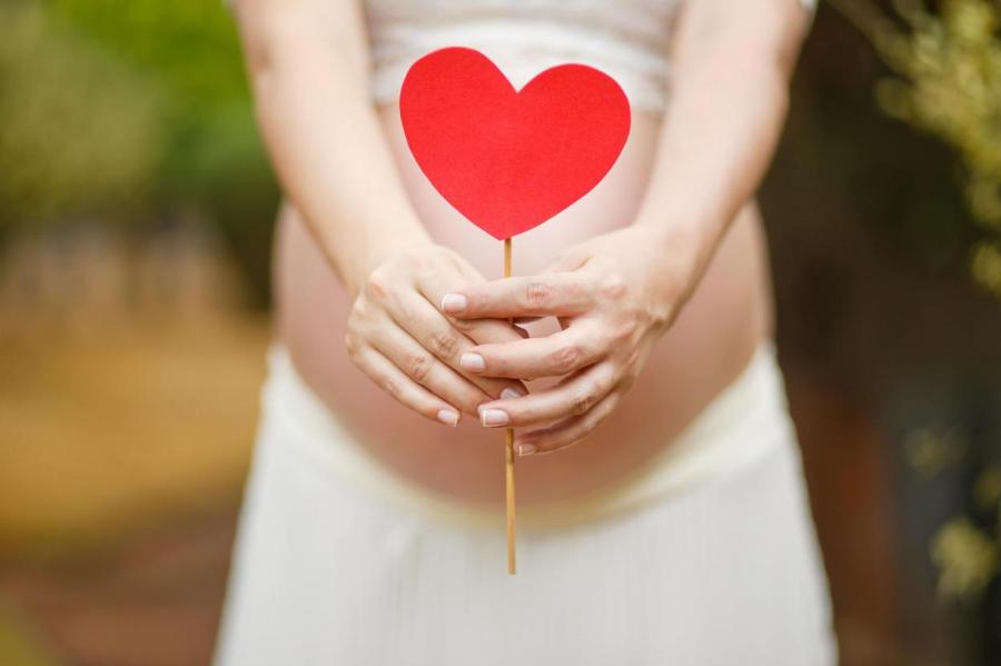 10 причуд беременных женщин, которые пугают врачей — а у вас такие были?