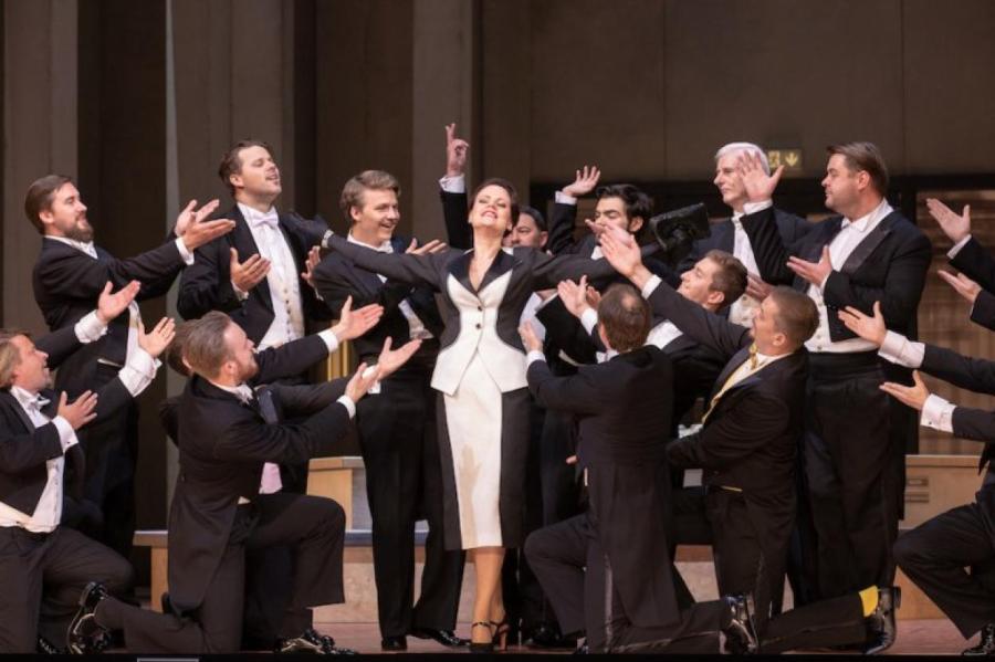 В Латвийской Национальной Опере поставили оперетту «Веселая вдова»