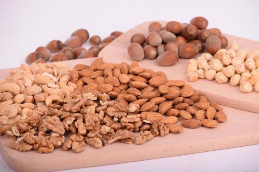 Как правильно хранить орехи