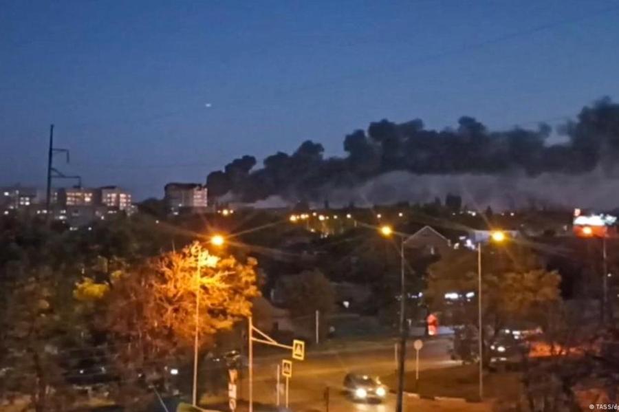 Новая катастрофа: Су-30 упал на жилой дом в Иркутске (ВИДЕО, ДОПОЛНЕНО)
