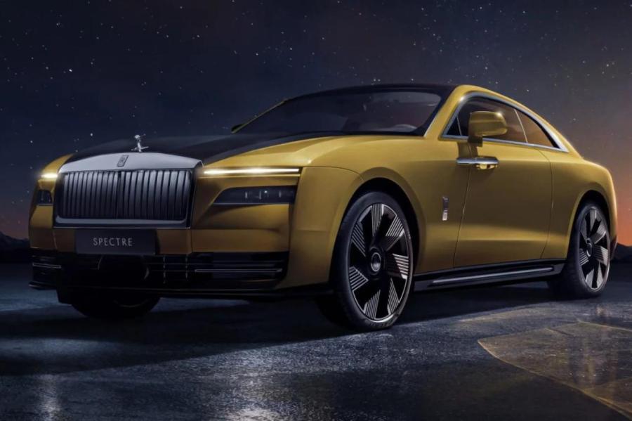 Rolls-Royce представил свой первый серийный электрокар (ВИДЕО)