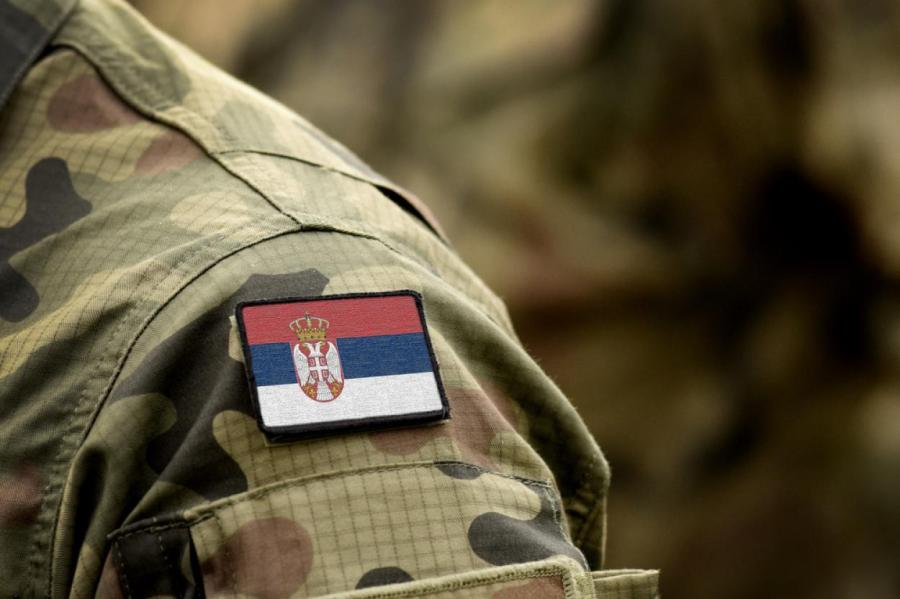 Армия Сербии готова к войне из-за автомобильных номеров