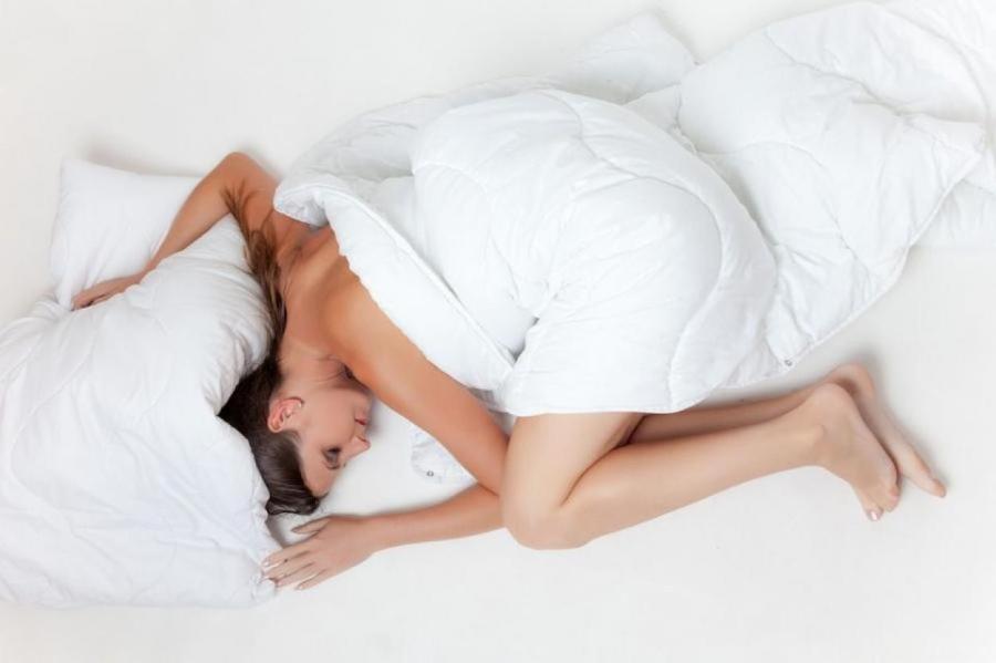 Что значит, если часто или постоянно снится один и тот же человек — 44 значения сна