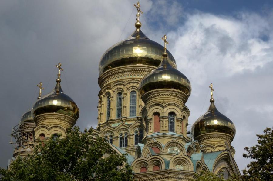 Неожиданно: сербы недовольны ситуацией с православной церковью в Латвии