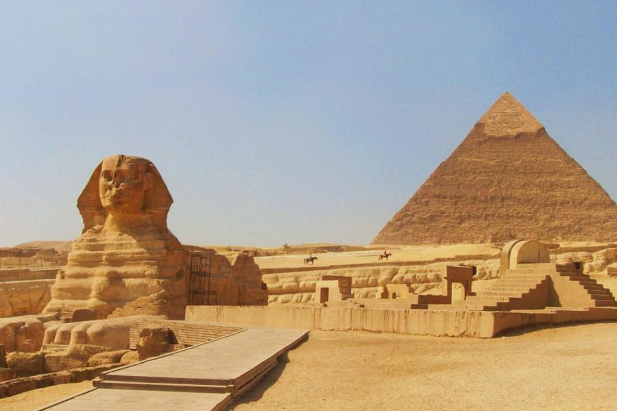 На «холме фараонов» в Египте обнаружен неизвестный древний храм