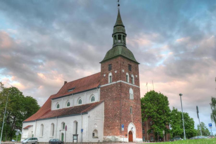 В Латвии нашли лишь один город, где латышей более 80%