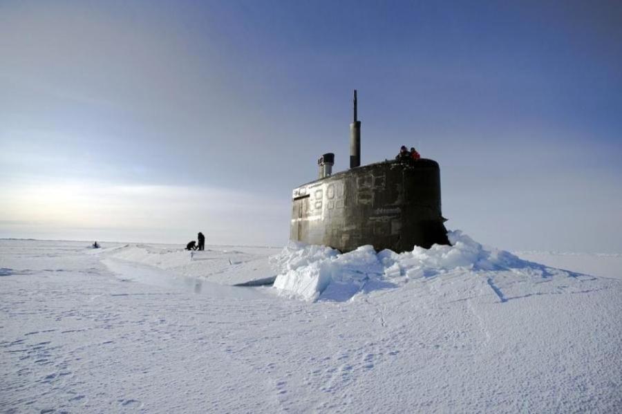 Россия продолжает расширять военные базы в Арктике