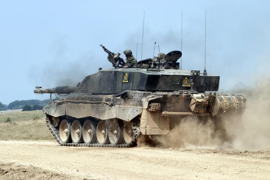 Британия передаст Украине 14 танков в ближайшее время