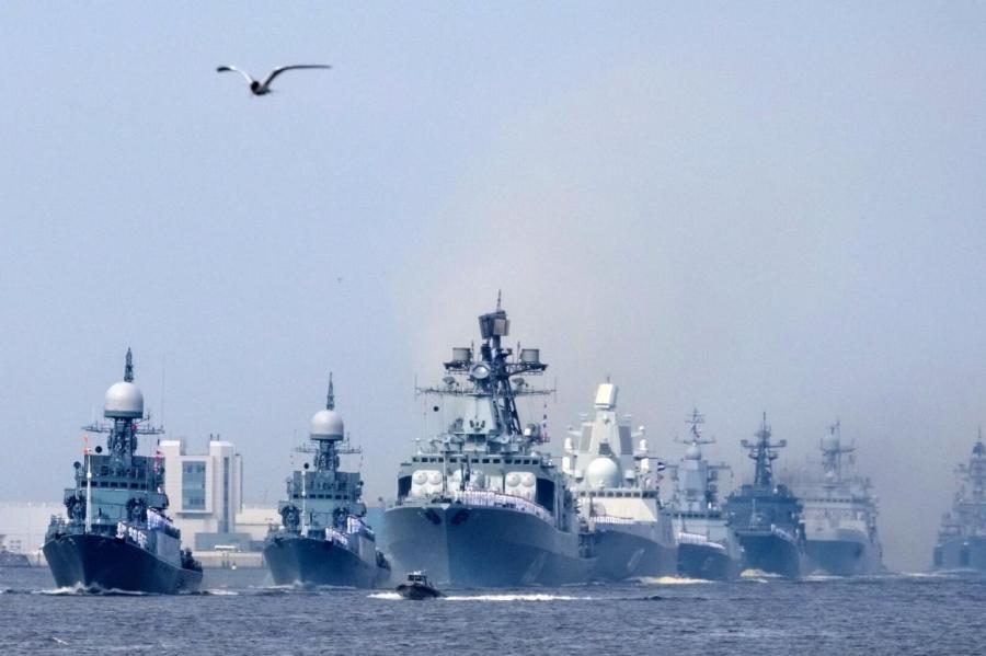 Норвегия заявила о выходе в море российских кораблей с ядерным оружием