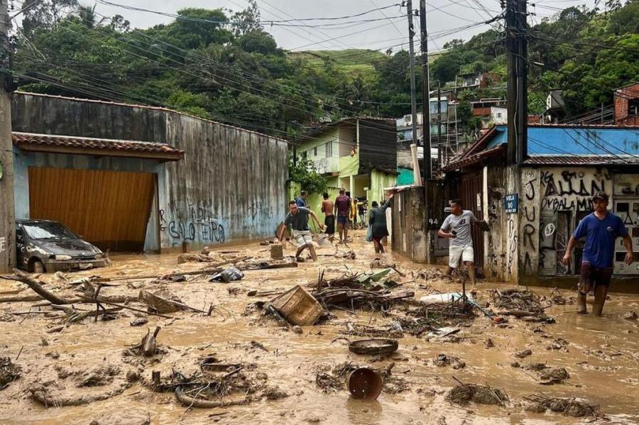 В Бразилии в результате наводнений и оползней погибли 36 человек