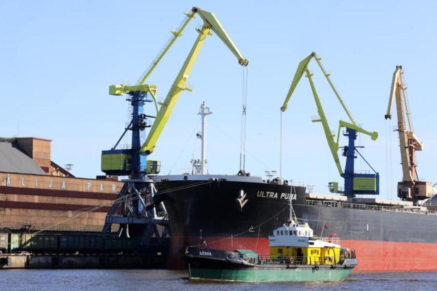 Перевалка грузов на терминалах Вентспилсского порта в январе выросла на 40%