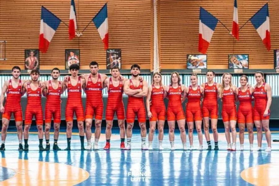 Чеченцы захватили сборную Франции по борьбе