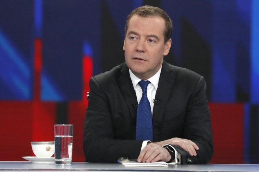 Медведев заказал покушение на министра обороны Италии - СМИ
