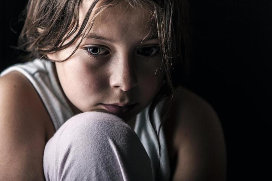 Пострадавшие от насилия дети смогут получить вдвое больше консультаций психолога