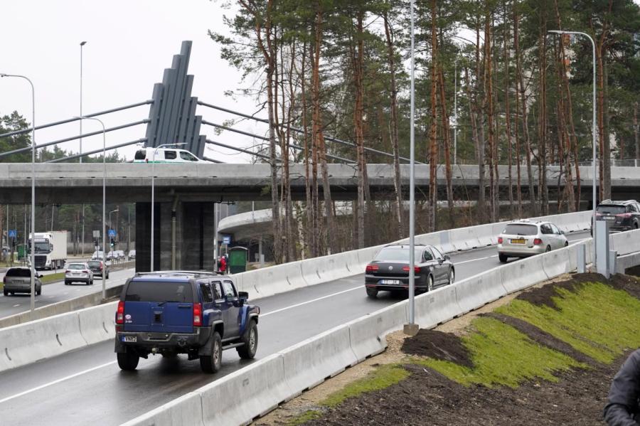 Открыт Саркандаугавский путепровод - обещают улучшения в дорожном движении