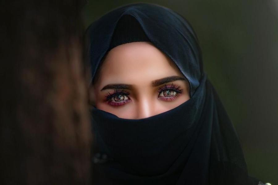 В Иране поставят специальные камеры для выявления женщин без хиджаба