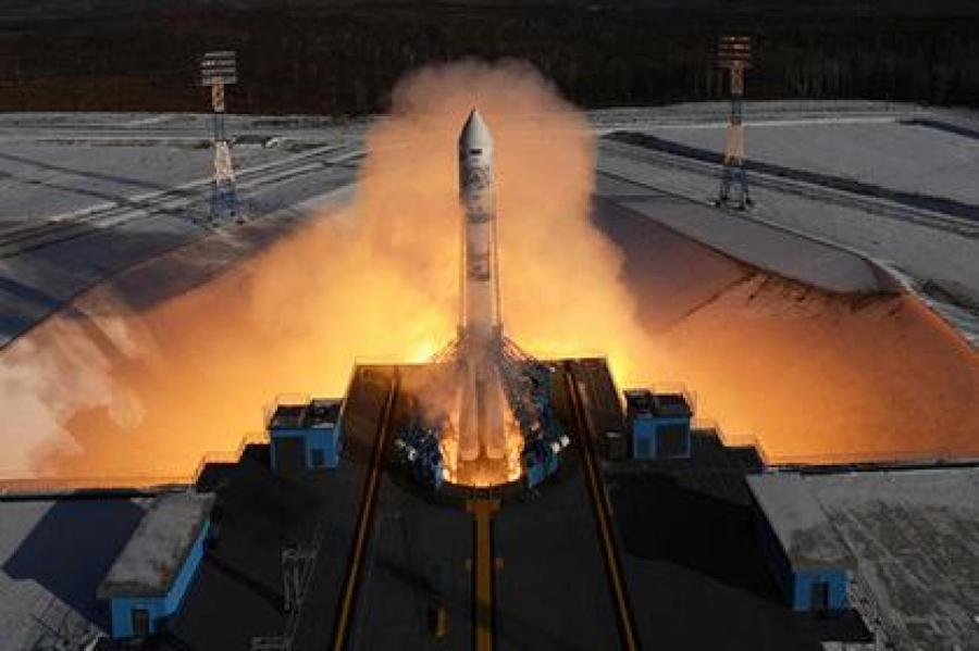 Россия может откатиться на седьмое место на рынке спутников - эксперт
