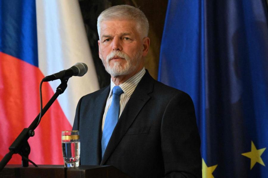 Президент Чехии предостерег Украину от спешки с контрнаступлением