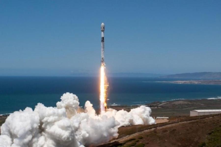 SpaceX выполнила 30-й пуск с начала года — на орбиту доставлен 51 спутник