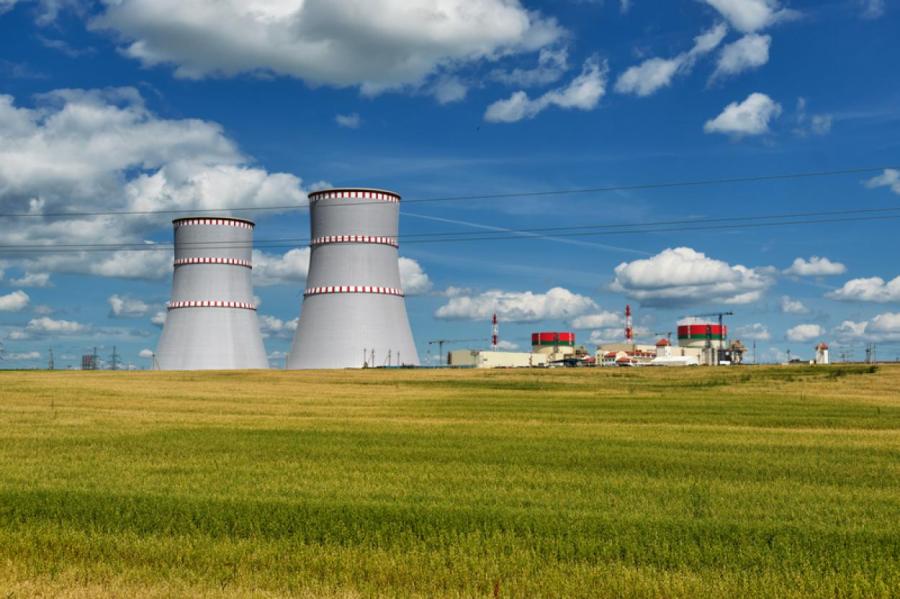 В Литве волнуются: в Белоруссии включили второй реактор АЭС