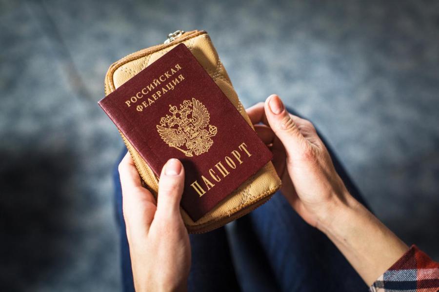 Жителям Латвии с российскими паспортами дали второй шанс