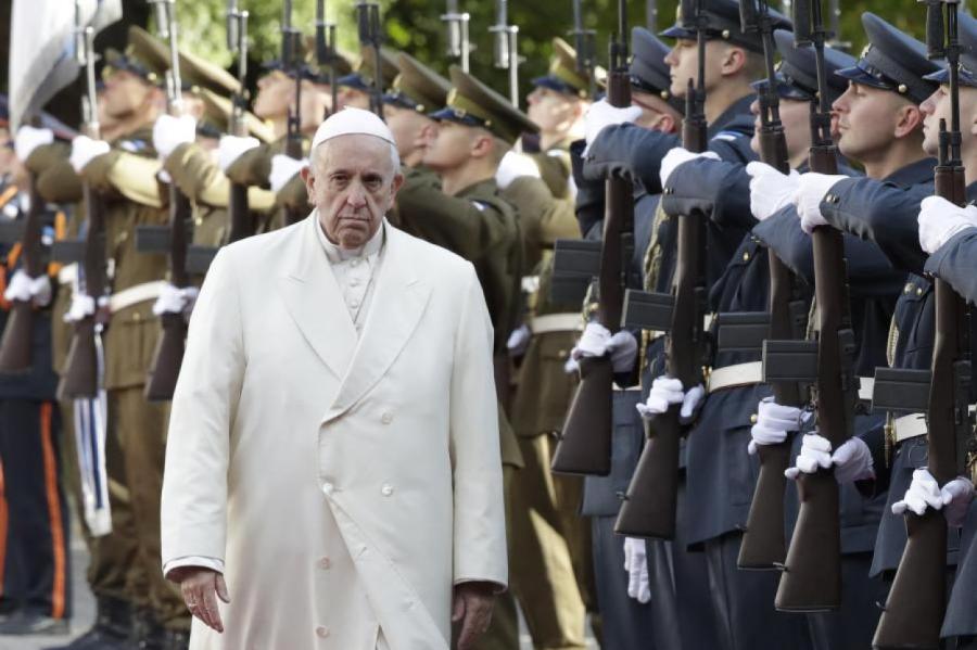 Папа Римский принял решение о формировании мирной миссии по Украине