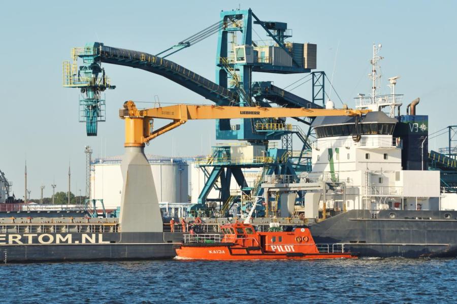 В Лиепайском порту за четыре месяца перевалено на 3% грузов меньше
