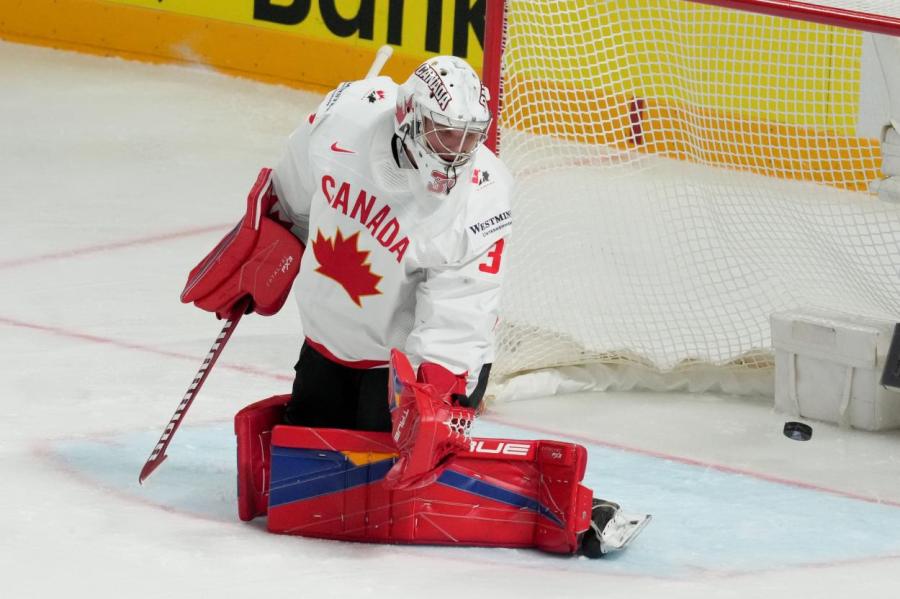 Канадцы совсем плохи: у сборной Латвии появился шанс занять третье место (ВИДЕО)