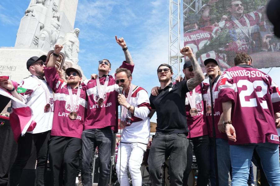 Иcторическая бронза: как сборная Латвии сотворила хоккейную сенсацию - итоги