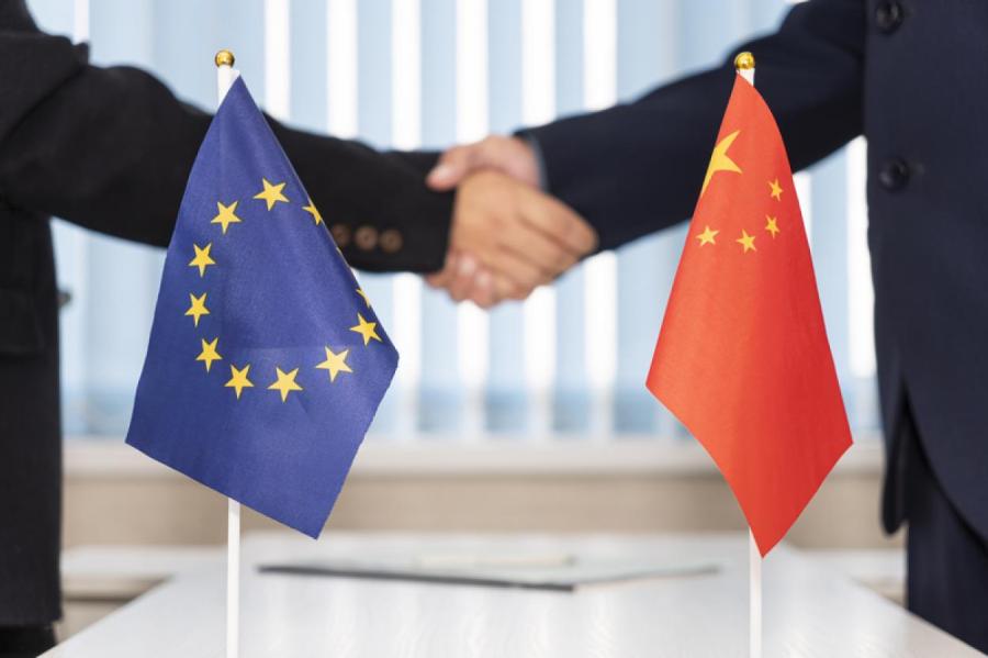 ЕС создает торговый коридор с Китаем в обход России