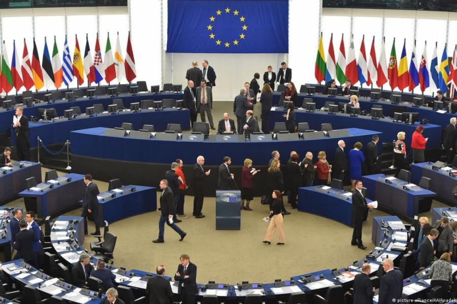 Европарламент поддержал выделение Латвии дополнительного депутатского места