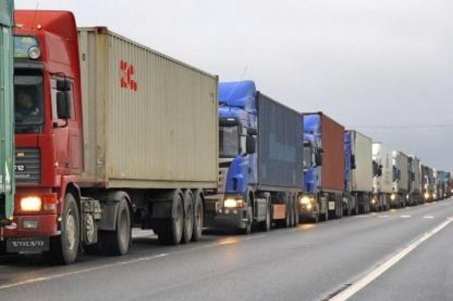 Евросоюз запретил перевозку товаров грузовиками с российскими фурами