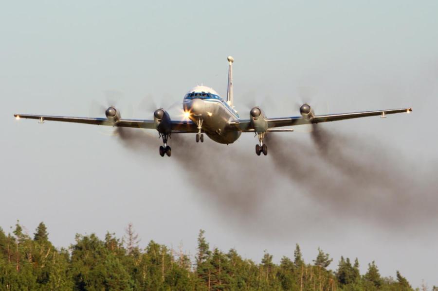 Сбитый вагнеровцами Ил-22М - большая потеря для россиян — мнение