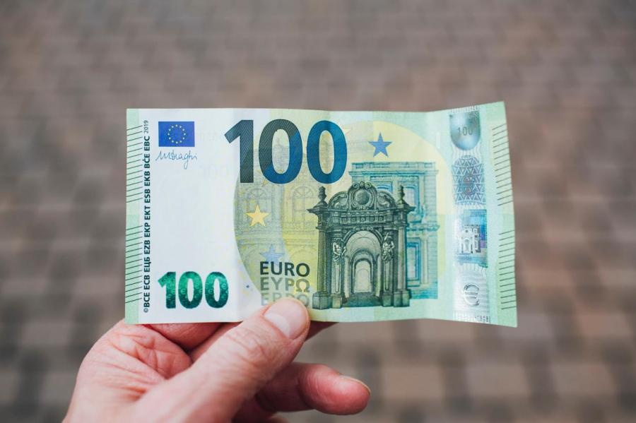 Жизнь без наличных денег? Еврокомиссия представила план введения цифрового евро