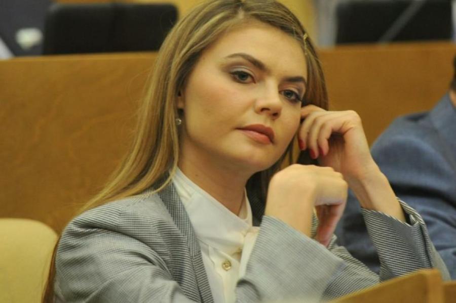 Секреты Кабаевой: предполагаемая мать 3 детей Путина вышла в свет (ВИДЕО)