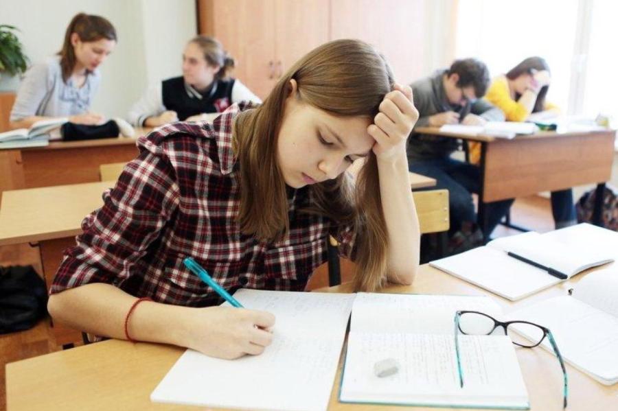 Число школьников в Латвии драматически сократится – более чем на 30%