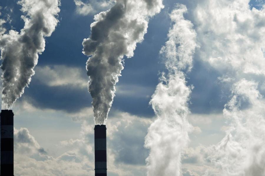Латвия производит 10 млрд тонн углекислого газа. С этим надо что-то делать