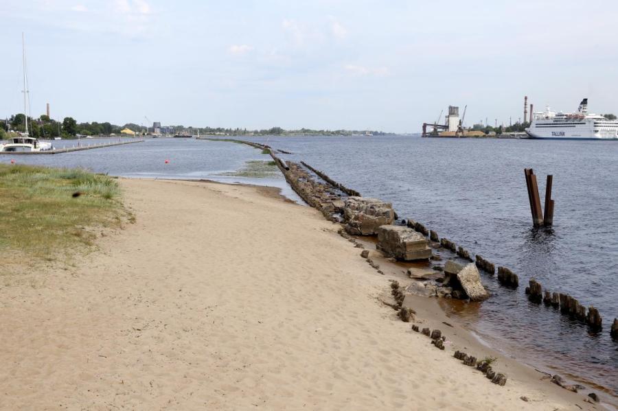 На семи неофициальных пляжах Риги купаться не рекомендуется
