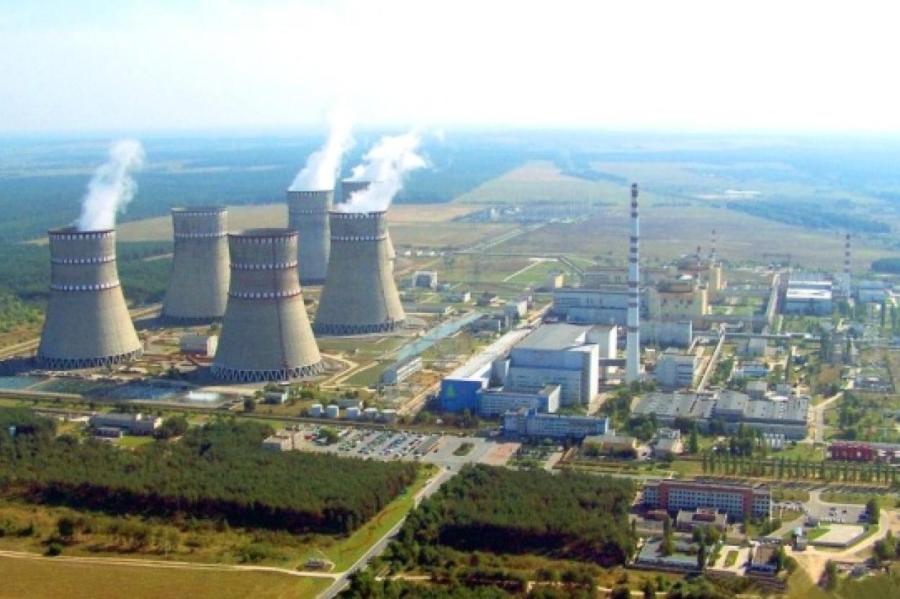 Волынский фронт: Украина заминировала подходы к Ровенской АЭС (ВИДЕО)