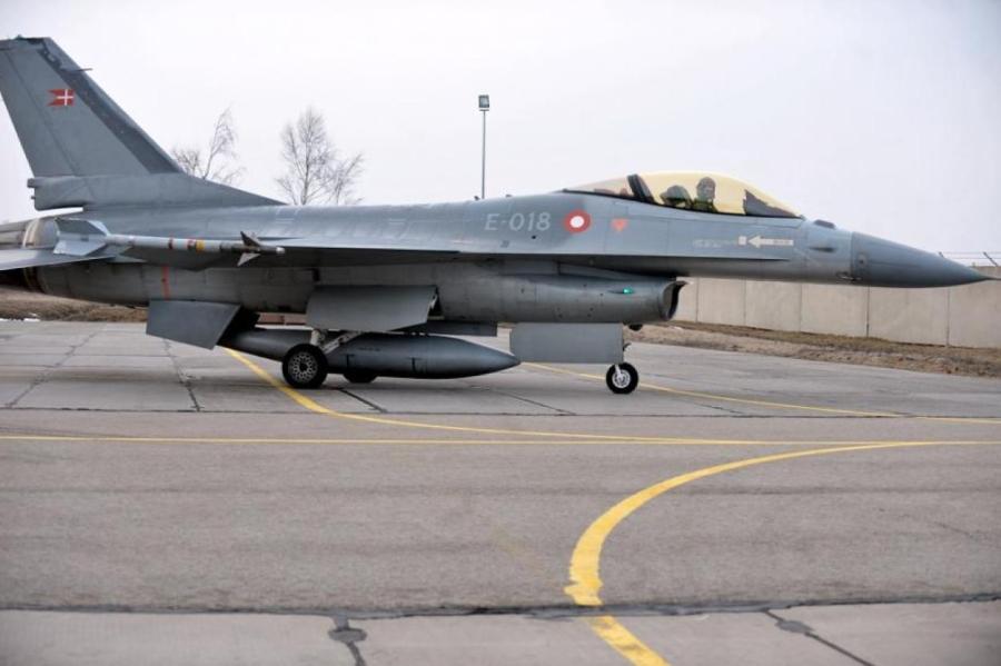 В Пентагоне не исключили обучение украинских пилотов на F-16 в США