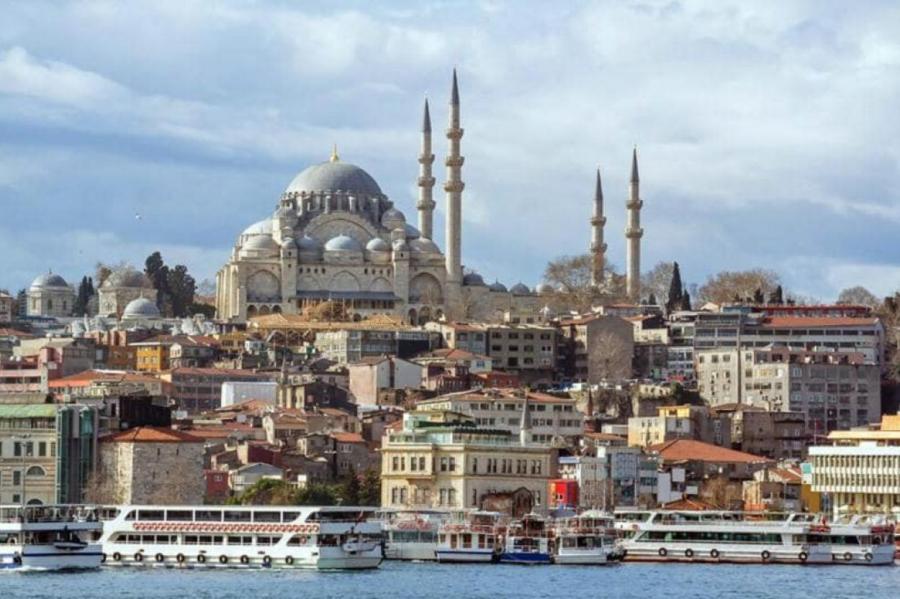 Всё выключено: Турция может отказаться от священной коровы туризма (ВИДЕО)