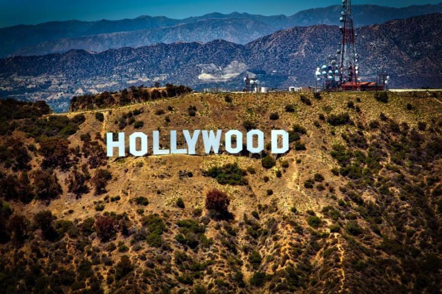 Забастовка сценаристов и актеров обошлась Калифорнии почти в 5 млрд долларов